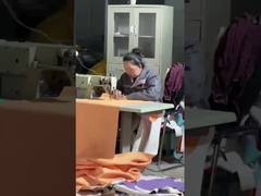 Un castello gonfiabile gigante per bambini