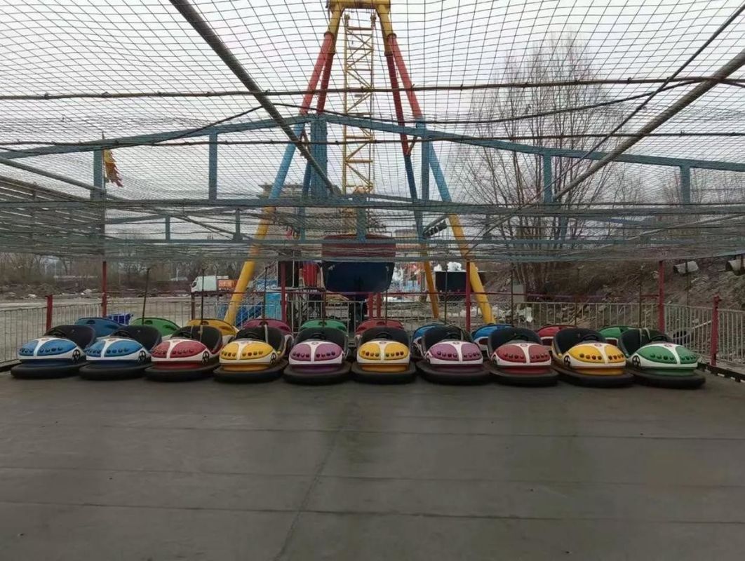 Automobili per adulti a copertura di metallo Personalizzati per bambini Parco giochi interno Parco giochi pubblico commerciale all'aperto