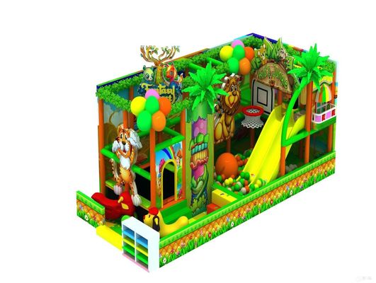 Il castello verde per tutti gli anni Parco giochi Animal Kingdom