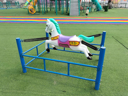 Emozionante all' aperto / all' interno Swing Rides Fibra di vetro Primavera a dondolo Cavallo